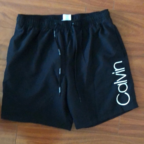 💦 Men’s Calvin Klein Swim Trunks Large 💦
